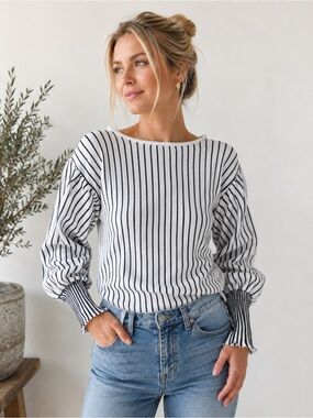 Cleo Striped Lightweight Sweater | Women’s XS | Puff Sleeve Knit Top